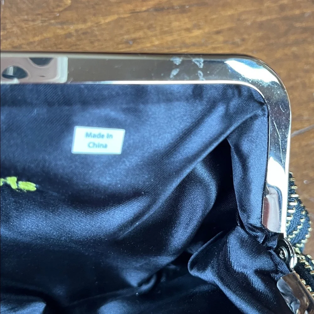 Susan Faris Clutch Purse Gold Tone Zippers with Gold Tone Shoulder Chain